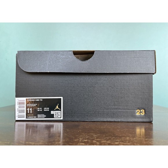 Jordan 1 Mid Alpha Menace White/Black Football Cleats Men's Size 11 FJ6805-100 - Picture 10 of 10